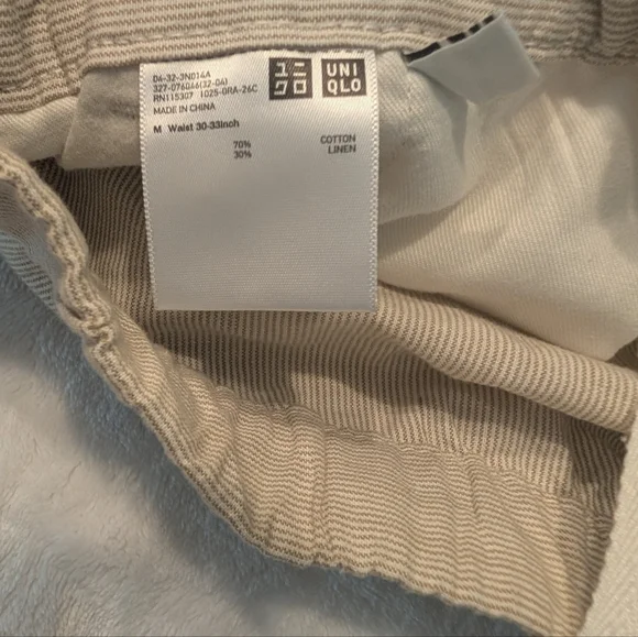 Uniqlo Tan/ Cream Pants Relaxed Fit Size Medium - Picture 7 of 12